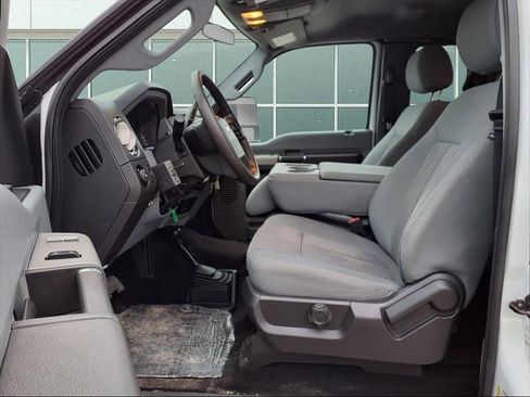 Used 2016 Ford F250 XLT image 16