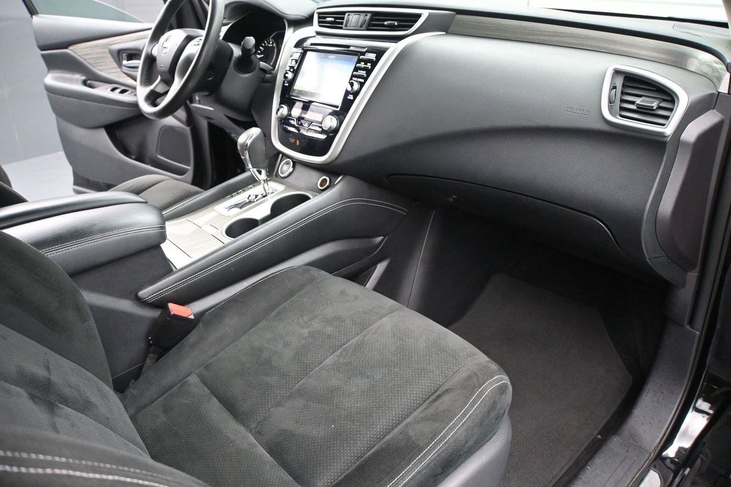 Used 2016 Nissan Murano SV AWD/4WD image 17
