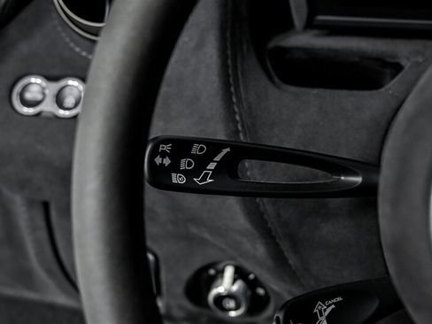 Used 2018 McLaren 720S RWD image 29