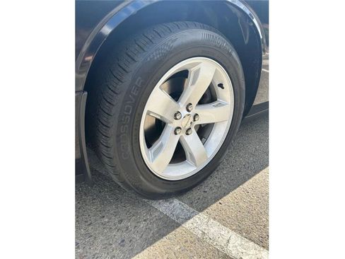 Used 2013 Dodge Challenger R/T w/ Sound Group II image 11