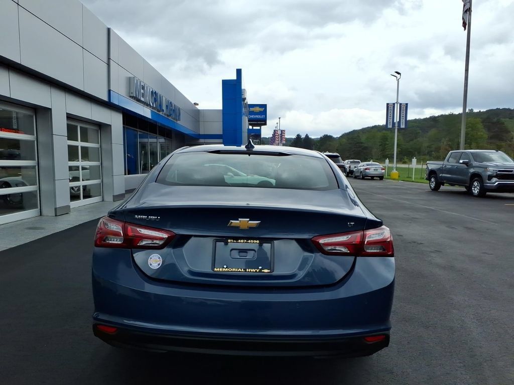 Used 2024 Chevrolet Malibu LT FWD image 6