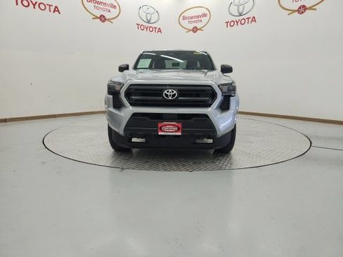 Used 2026 Toyota Tacoma SR AWD/4WD image 4
