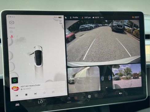 Used 2022 Tesla Model 3 Long Range AWD/4WD image 29