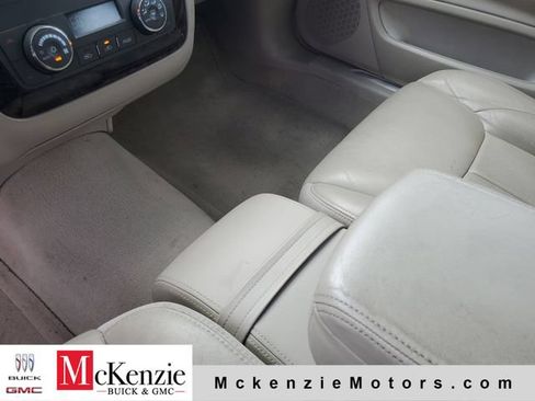 Used 2008 Cadillac DTS FWD image 18