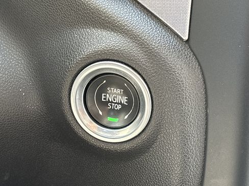 Used 2019 GMC Sierra 1500 SLT RWD image 12