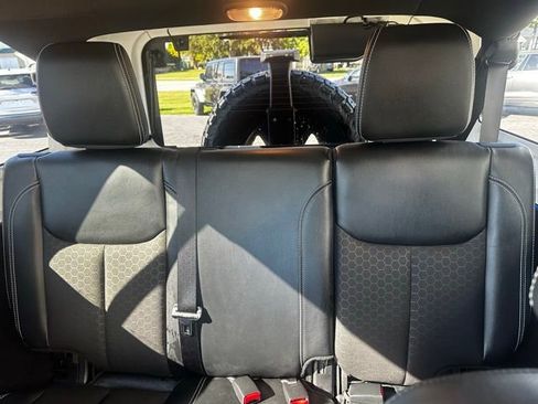 Used 2016 Jeep Wrangler Unlimited Sport image 21