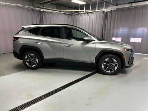 Used 2026 Hyundai Tucson SEL FWD image 8