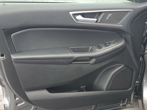 Certified 2024 Ford Edge SEL w/ Convenience Package AWD/4WD image 6