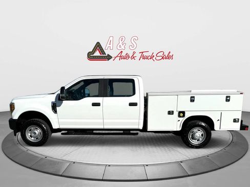 Used 2019 Ford F350 XL w/ Power Equipment Group AWD/4WD image 6
