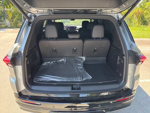 New 2027 Buick Enclave Sport Touring w/ Power Package AWD/4WD image 9