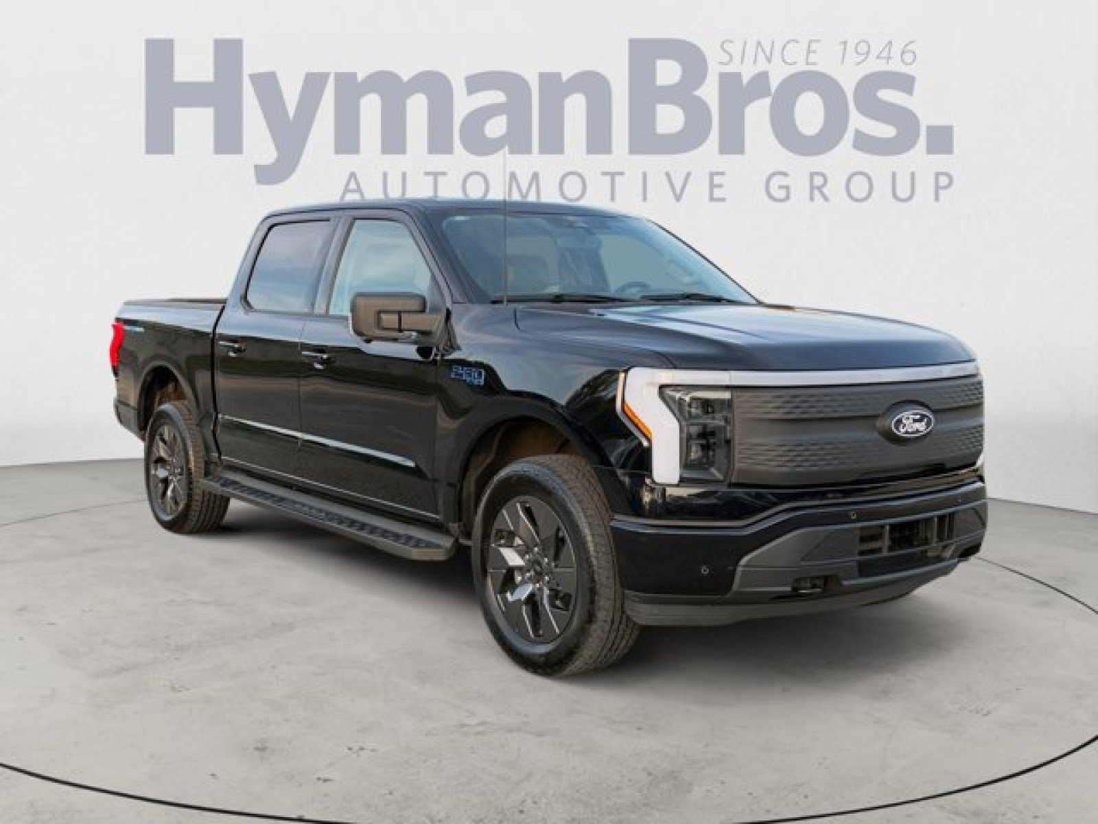 Used 2025 Ford F150 Lightning Flash AWD/4WD image 1