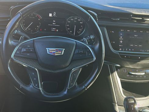 Used 2021 Cadillac XT5 Sportv w/ LPO, Floor Liner Package image 11