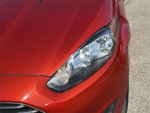 Certified 2019 Ford Fiesta SE image 10