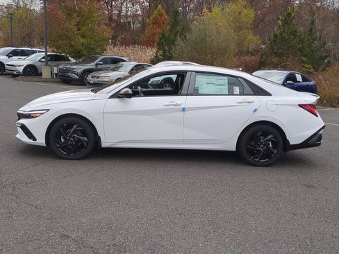 New 2026 Hyundai Elantra Sport FWD image 6