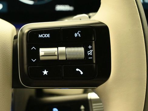 Used 2025 Hyundai Santa Fe Calligraphy image 10