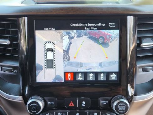 Used 2022 RAM 2500 Laramie AWD/4WD image 17