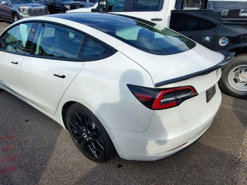 Used 2021 Tesla Model 3 Standard Range Plus RWD image 8
