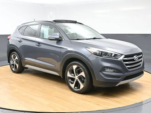 Used 2017 Hyundai Tucson Value AWD/4WD image 50