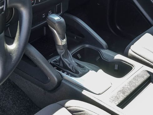 Used 2023 Nissan Frontier S image 18