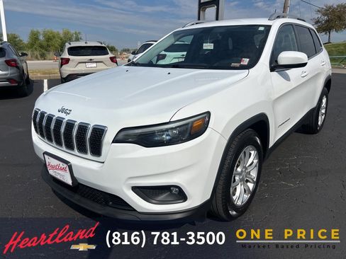 Used 2019 Jeep Cherokee Latitude w/ Popular Appearance Group image 10