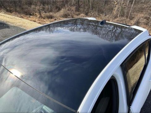 Used 2023 Volvo C40 P8 Recharge Ultimate image 12