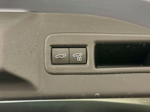 Used 2023 Subaru Solterra AWD image 32