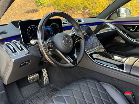 Used 2024 Mercedes-Benz S 580 4MATIC Sedan image 13