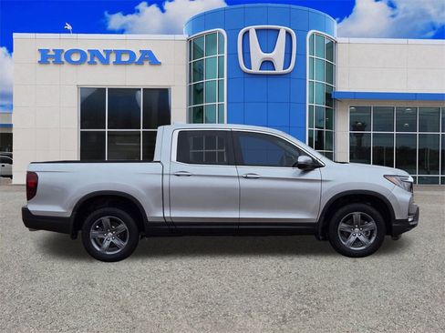 Used 2023 Honda Ridgeline RTL image 2