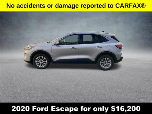 Used 2020 Ford Escape SE image 2