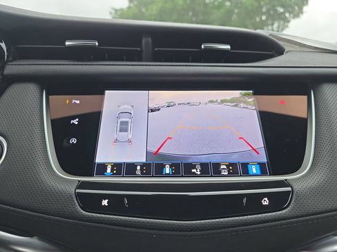 New 2026 Cadillac XT5 Sportv w/ LPO, Floor Liner Package AWD/4WD image 27