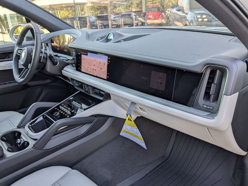 New 2026 Porsche Cayenne S AWD/4WD image 26