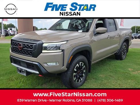 Used 2024 Nissan Frontier PRO-4X w/ Off-Road Protection Package AWD/4WD image 3
