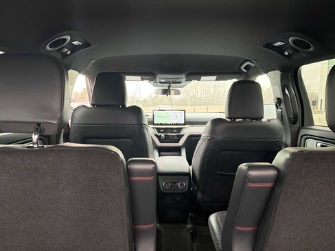 Used 2026 Ford Explorer ST-Line image 29