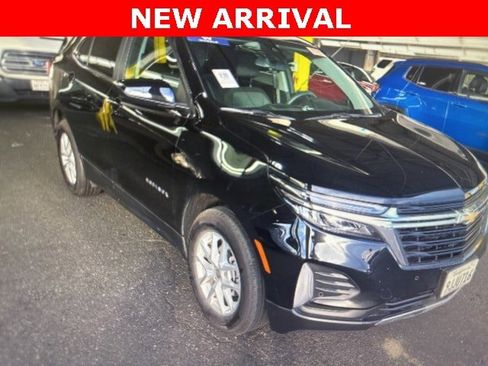 Used 2024 Chevrolet Equinox LT image 1