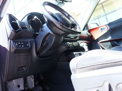 Used 2020 Kia Soul GT-Line Turbo image 40