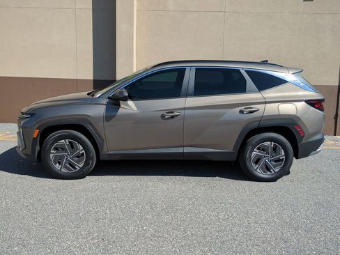 Certified 2025 Hyundai Tucson Blue image 7