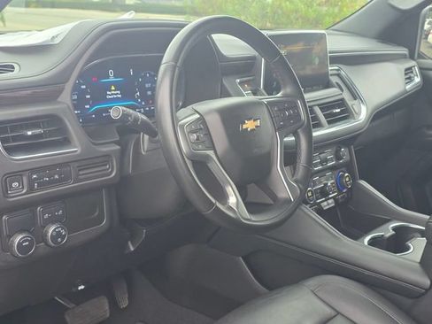 Used 2024 Chevrolet Tahoe LT RWD image 9