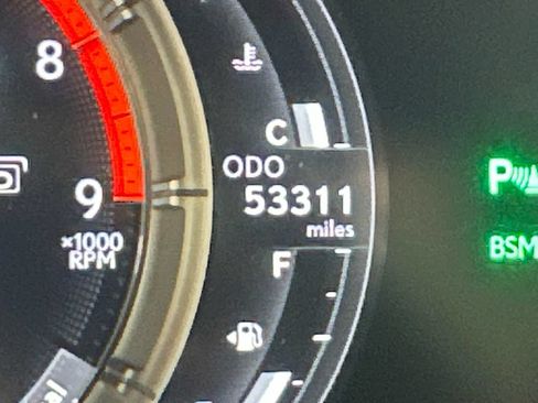 Used 2018 Lexus LC 500 Coupe w/ Sport Package RWD image 4