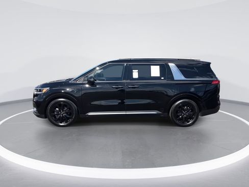 Used 2024 Kia Carnival SX FWD image 5