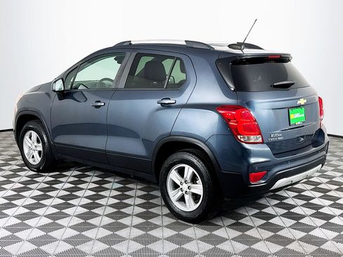 Used 2022 Chevrolet Trax LT w/ Driver Confidence Package AWD/4WD image 6