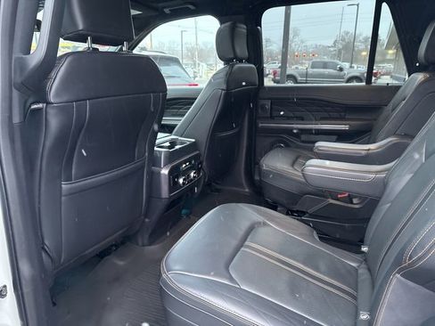 Used 2023 Ford Expedition Max Platinum image 18