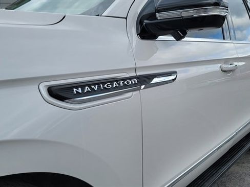 Used 2024 Lincoln Navigator L Reserve AWD/4WD image 77