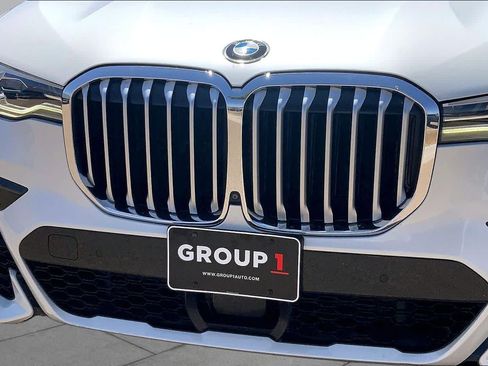 Used 2019 BMW X7 xDrive50i w/ M Sport Package AWD/4WD image 29