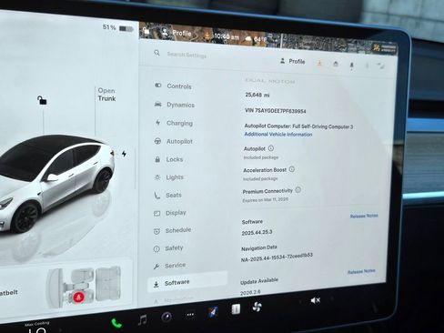 Used 2023 Tesla Model Y Long Range image 21