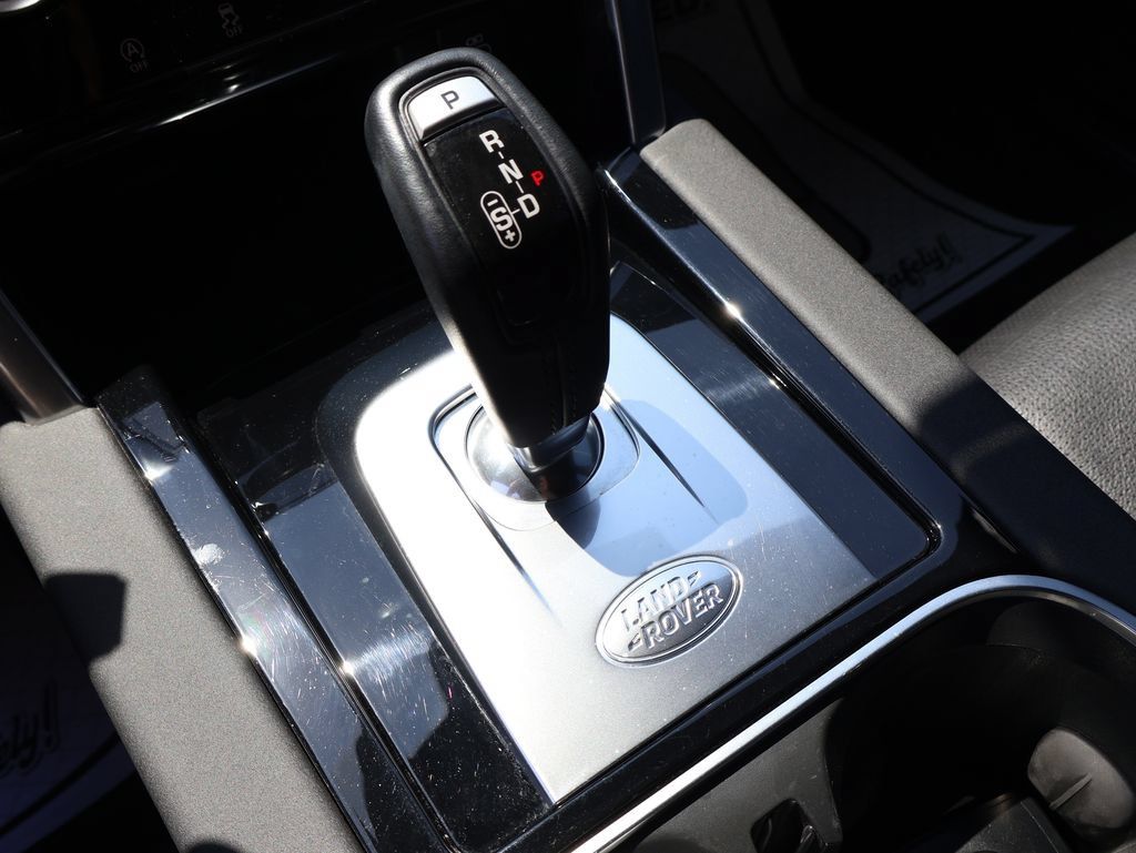 Used 2022 Land Rover Discovery Sport S R-Dynamic AWD/4WD image 40