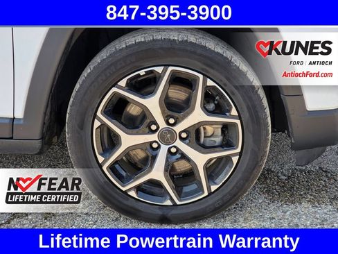 Used 2025 Jeep Compass Limited AWD/4WD image 13
