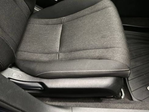 Certified 2023 Honda Accord EX image 19