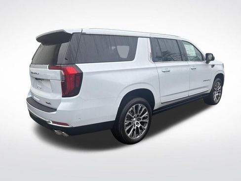 New 2026 GMC Yukon XL Denali w/ Denali Reserve Package image 6