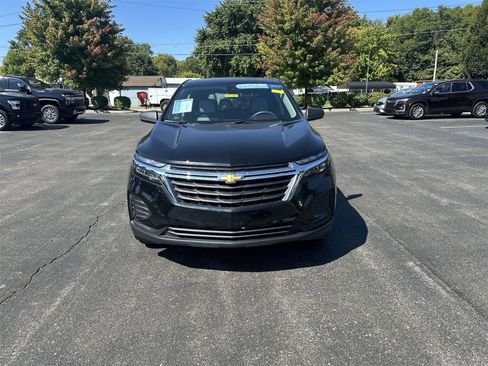 Certified 2024 Chevrolet Equinox LS w/ LS Convenience Package image 3