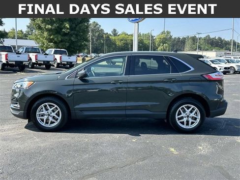 Used 2024 Ford Edge SEL w/ Convenience Package image 6